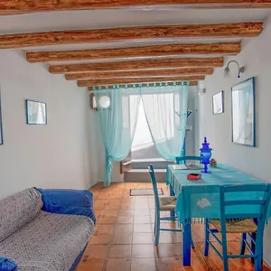  Appartement Strombolicchio